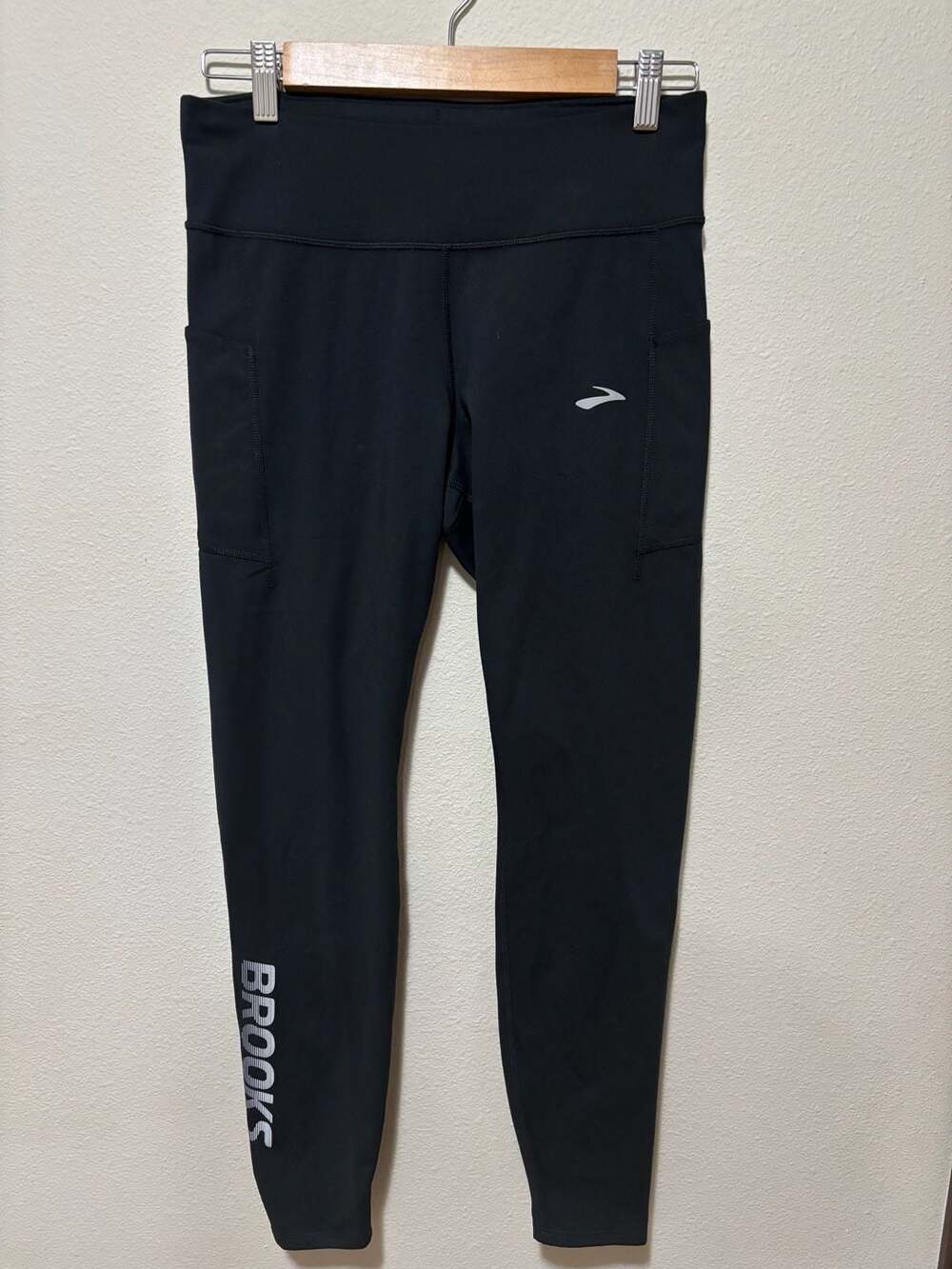 Brooks Running Style 221737 Black Women's Leggings Tights Size M